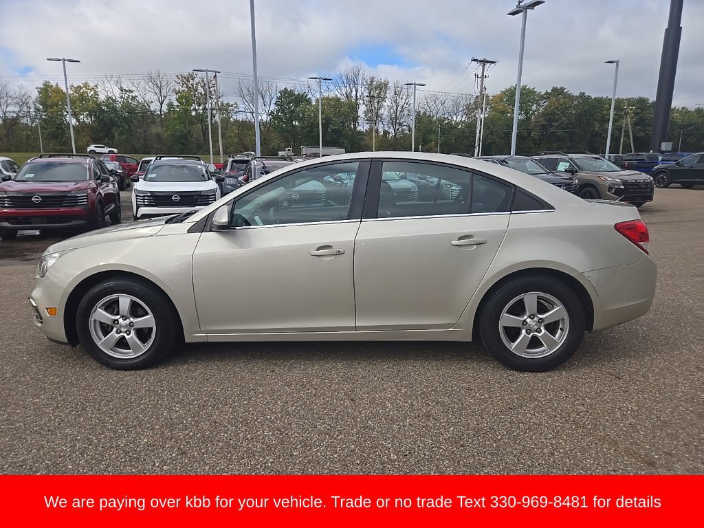 Used 2015 Chevrolet Cruze LT FWD image 4
