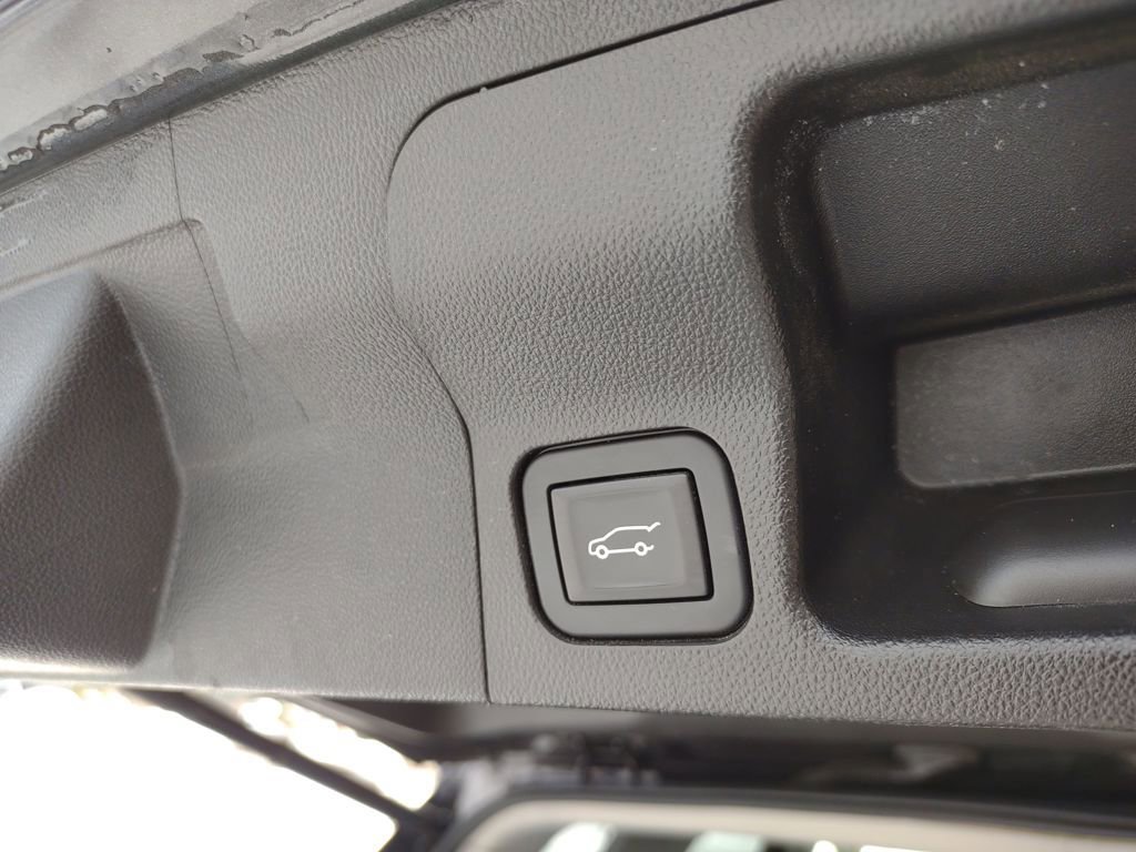 Used 2019 GMC Acadia SLT image 26