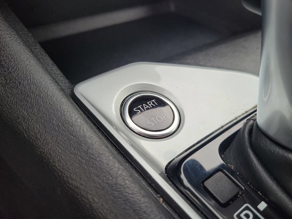 Used 2025 Nissan Altima 2.5 SV FWD image 34