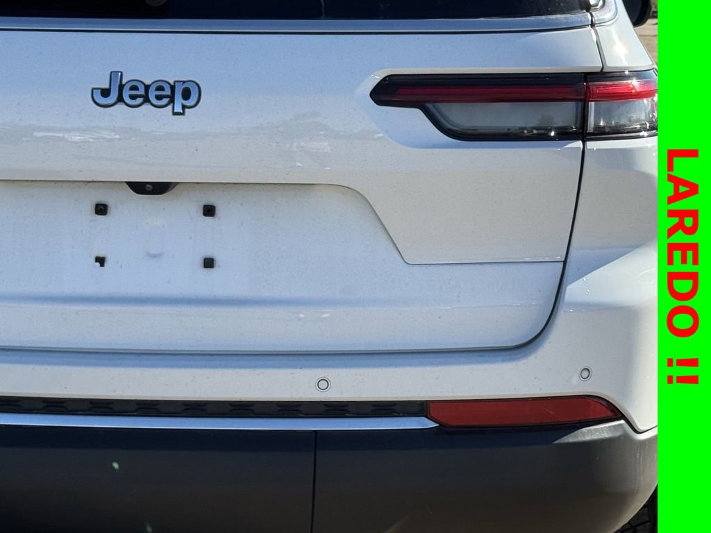 Used 2023 Jeep Grand Cherokee L Laredo image 7