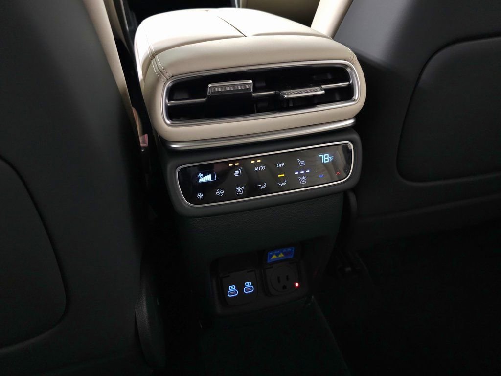 New 2026 Genesis GV80 3.5T AWD/4WD image 32