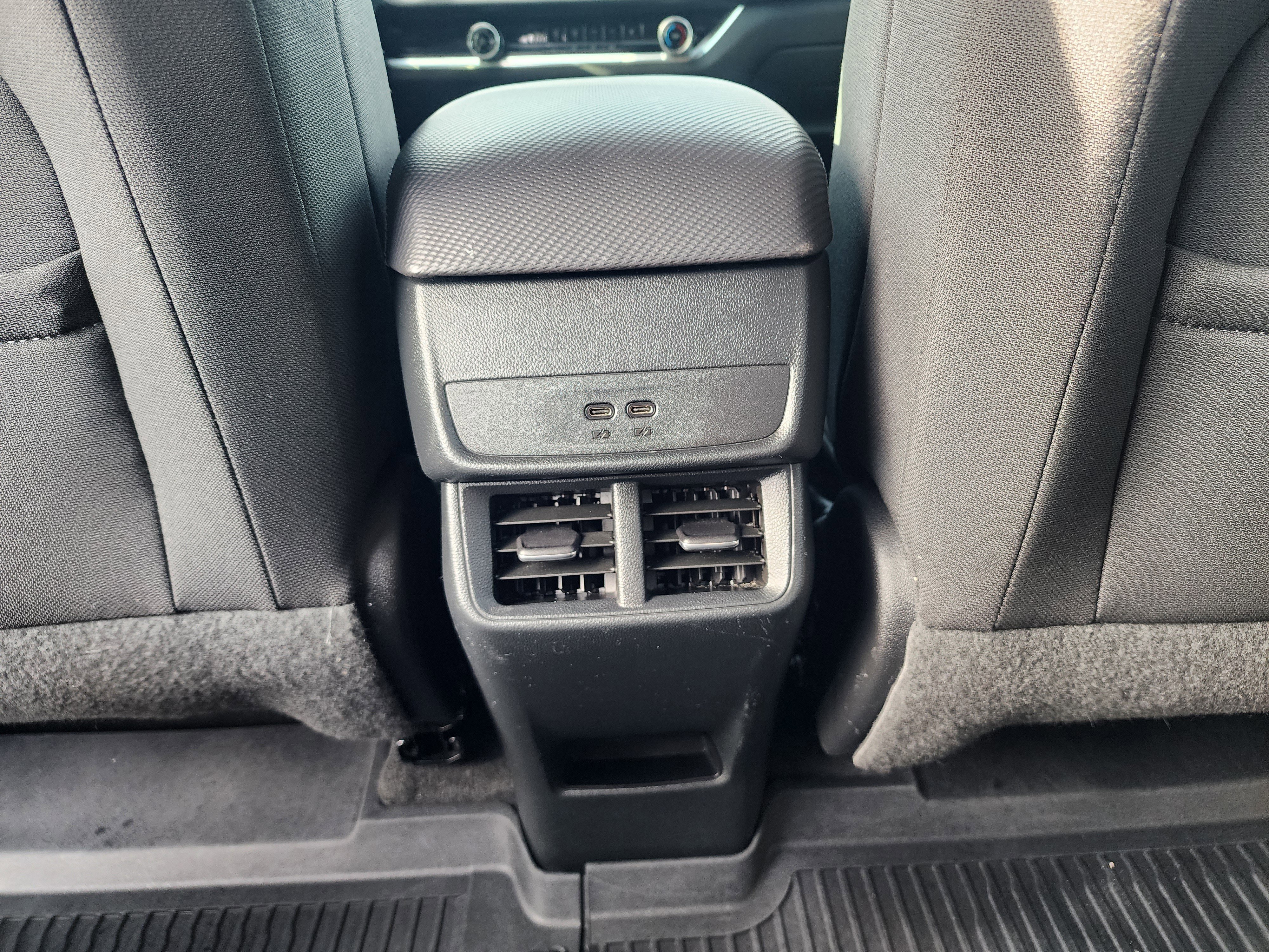 Used 2025 Chevrolet Equinox LT image 17