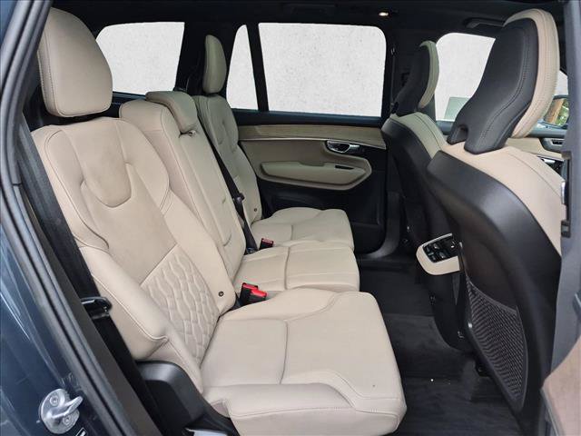 Used 2026 Volvo XC90 B6 Plus w/ Protection Package Premier AWD/4WD image 22