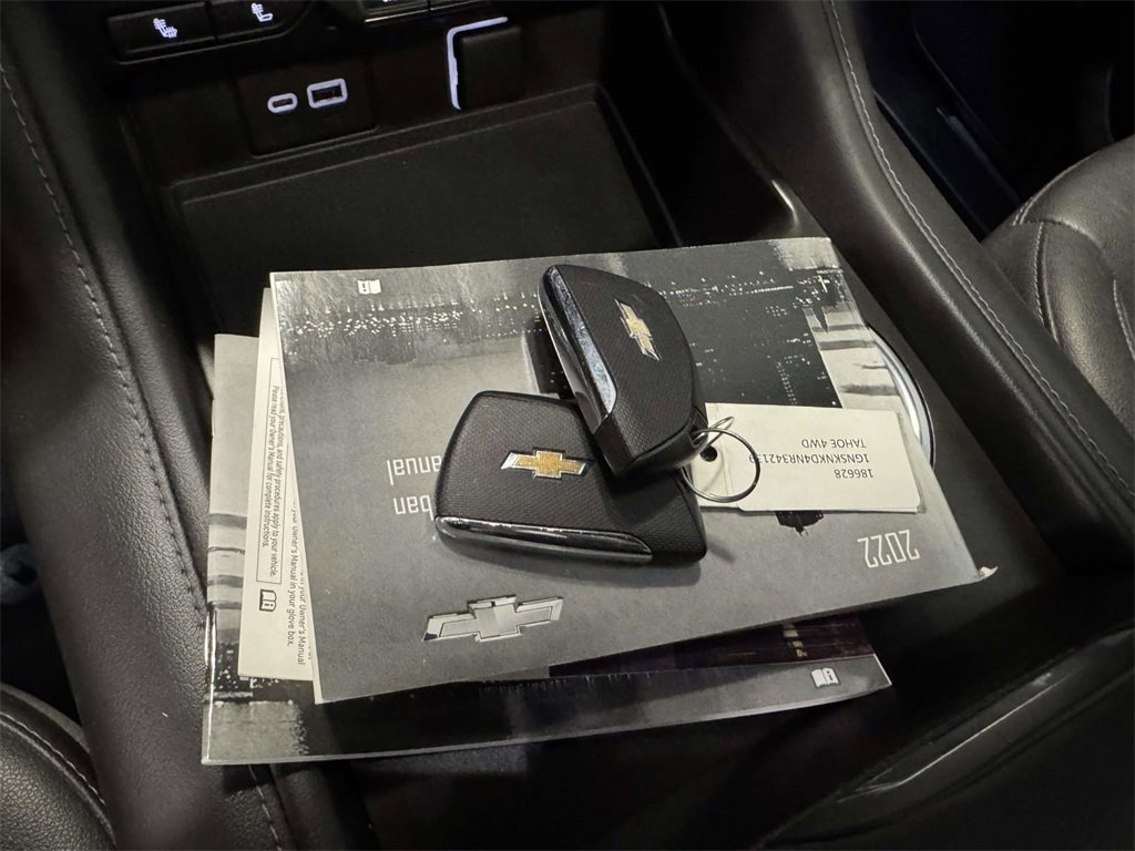 Used 2022 Chevrolet Tahoe LT w/ LT Signature Plus Package image 31