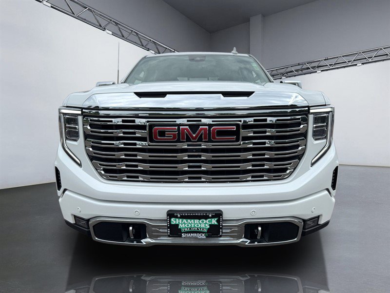 Used 2022 GMC Sierra 1500 Denali w/ Technology Package AWD/4WD image 13