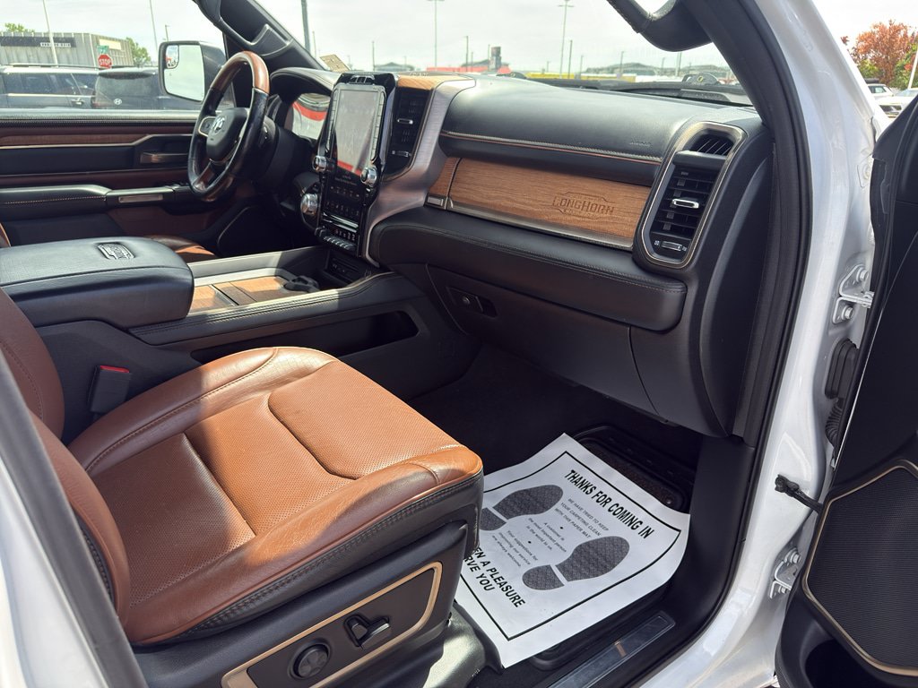 Used 2019 RAM 1500 Limited AWD/4WD image 16