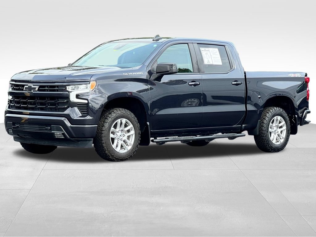 Used 2023 Chevrolet Silverado 1500 RST AWD/4WD image 3