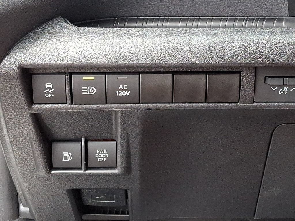 Certified 2021 Toyota Sienna XSE w/ XSE Plus Package AWD/4WD image 27