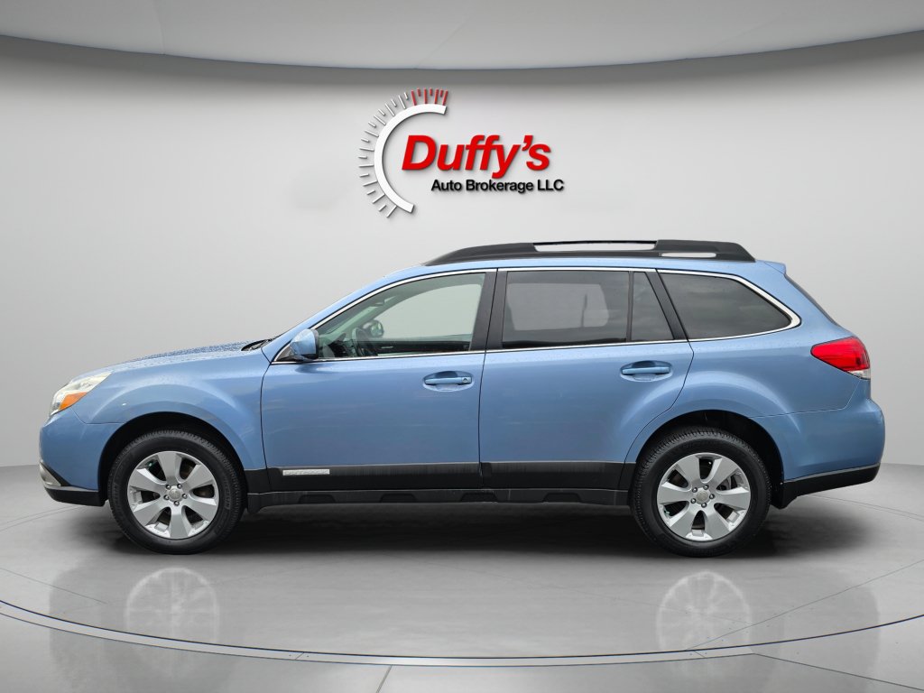 Used 2010 Subaru Outback 2.5i Premium AWD/4WD image 14