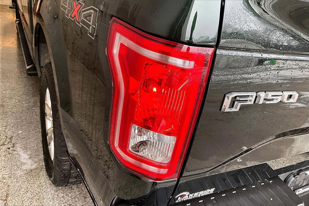 Used 2016 Ford F150 XLT w/ Equipment Group 302A Luxury image 24