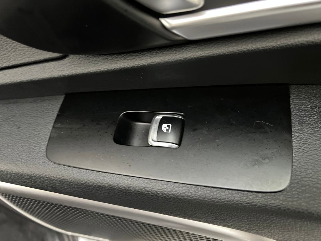 Used 2025 Kia Telluride S image 22