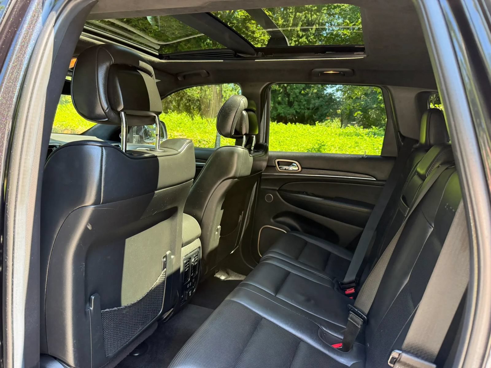 Used 2014 Jeep Grand Cherokee Summit AWD/4WD image 3