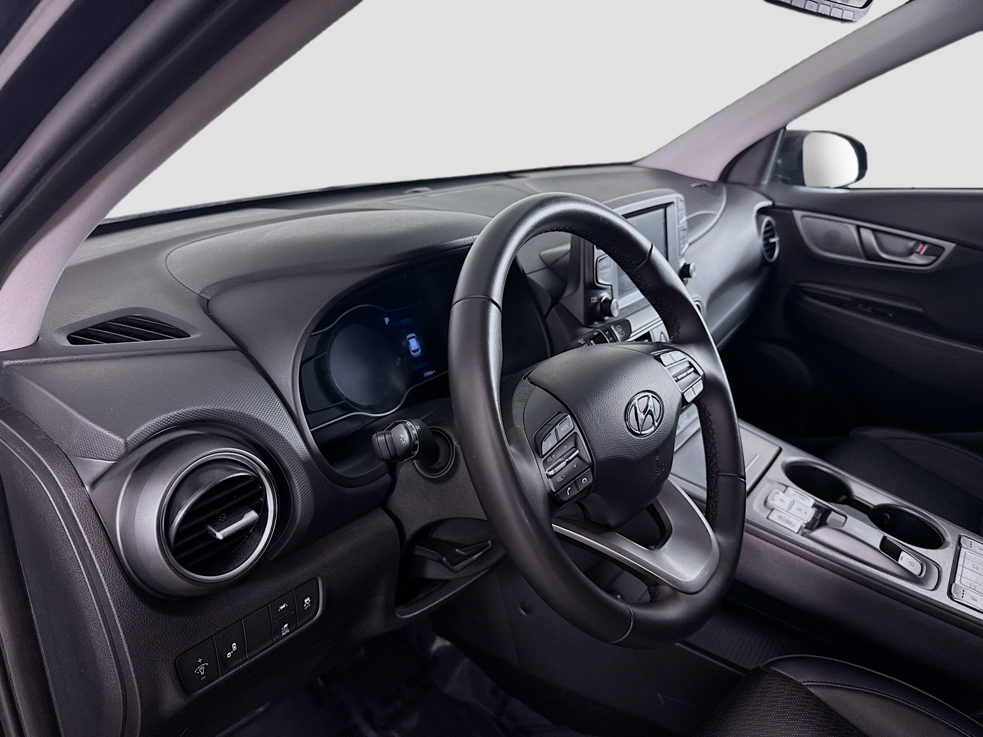 Used 2021 Hyundai Kona Limited w/ Cargo Package image 23