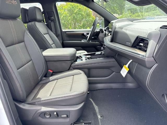 New 2026 Chevrolet Suburban High Country AWD/4WD image 29
