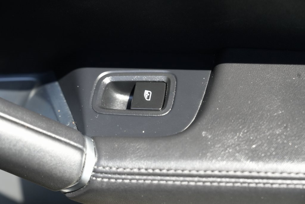 Used 2022 Porsche Cayenne Turbo image 43