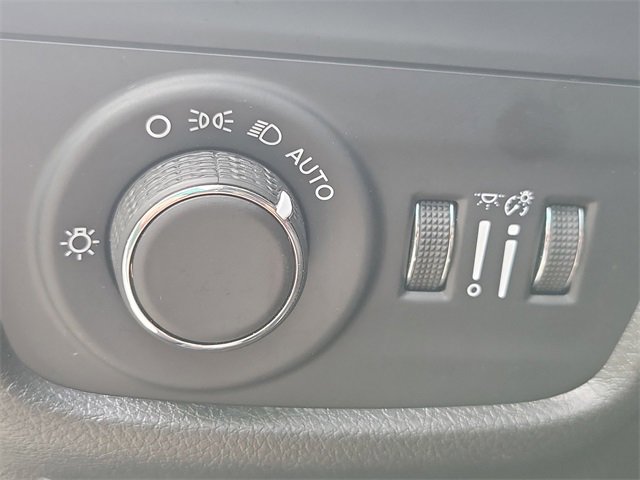 Used 2022 Jeep Grand Cherokee L Laredo w/ Luxury Tech Group I image 26