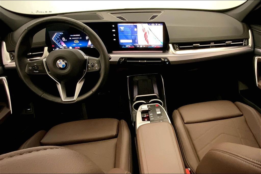 Certified 2025 BMW X1 xDrive28i image 16