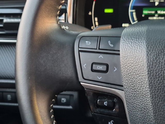 Used 2026 Toyota Camry SE FWD image 16