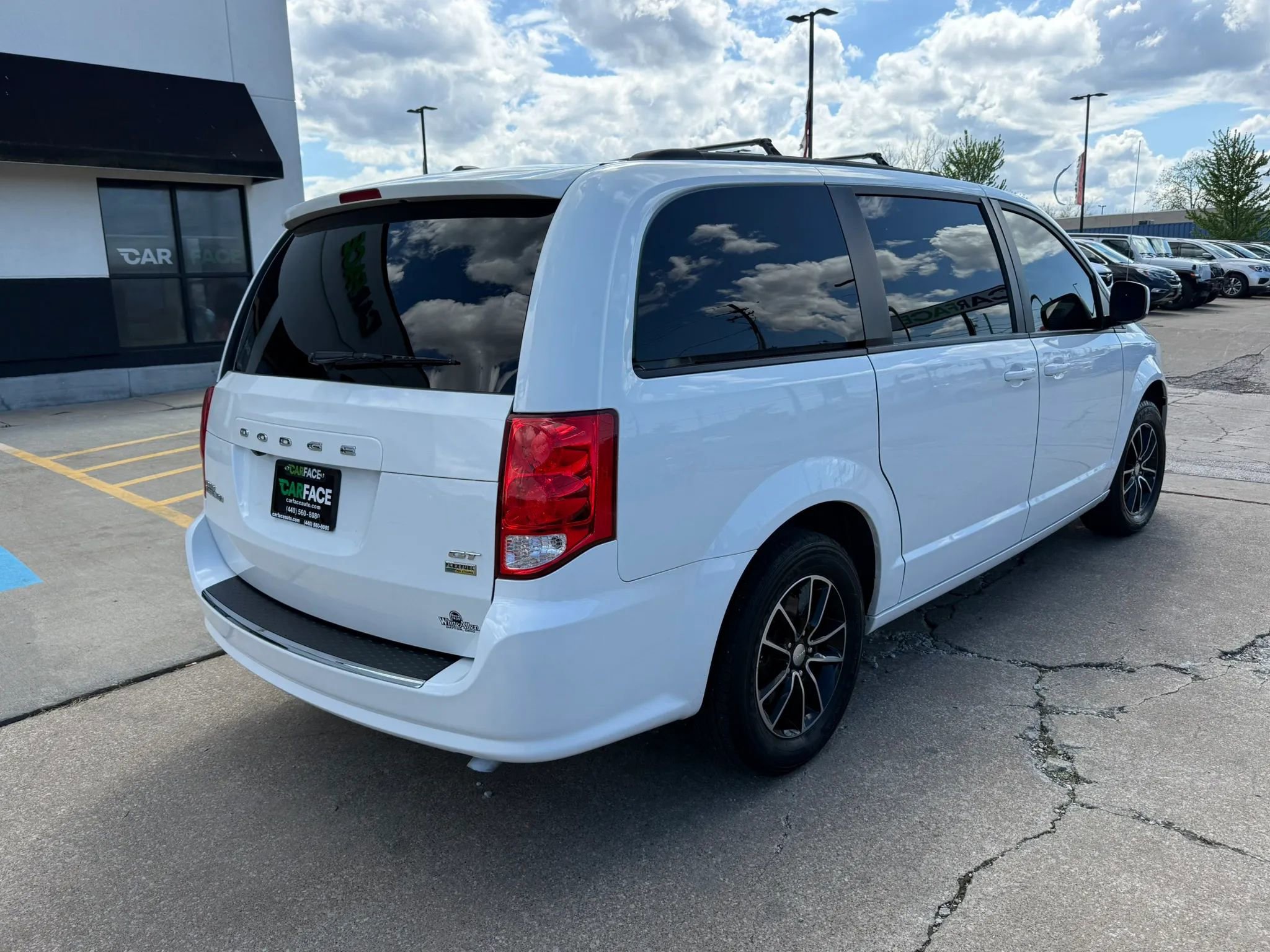 Used 2019 Dodge Grand Caravan GT FWD image 17
