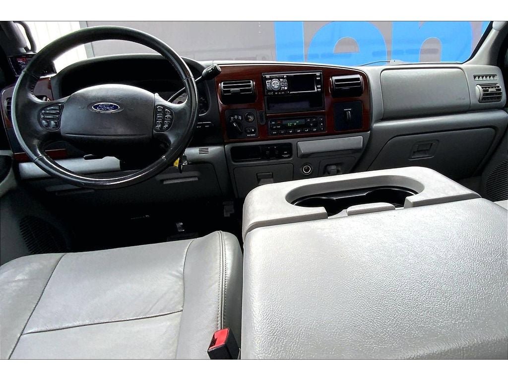 Used 2005 Ford F350 XLT AWD/4WD image 17