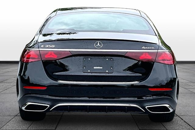 New 2026 Mercedes-Benz E 350 4MATIC Sedan image 5