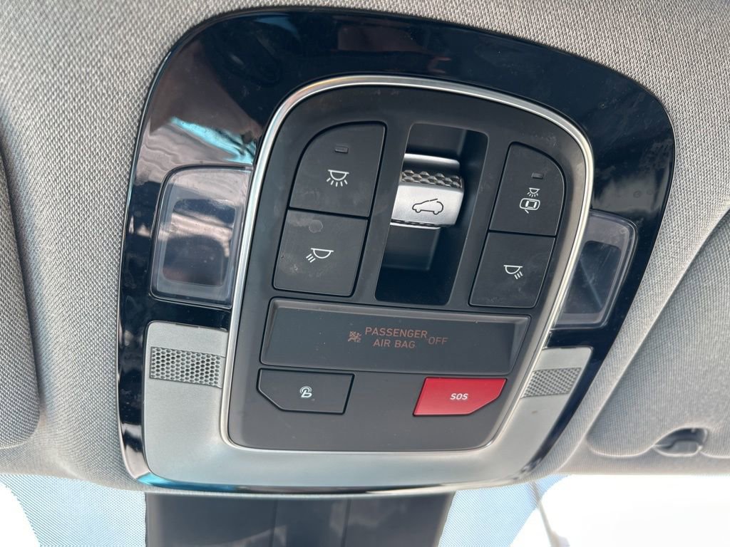 Used 2022 Hyundai Santa Fe Limited image 43