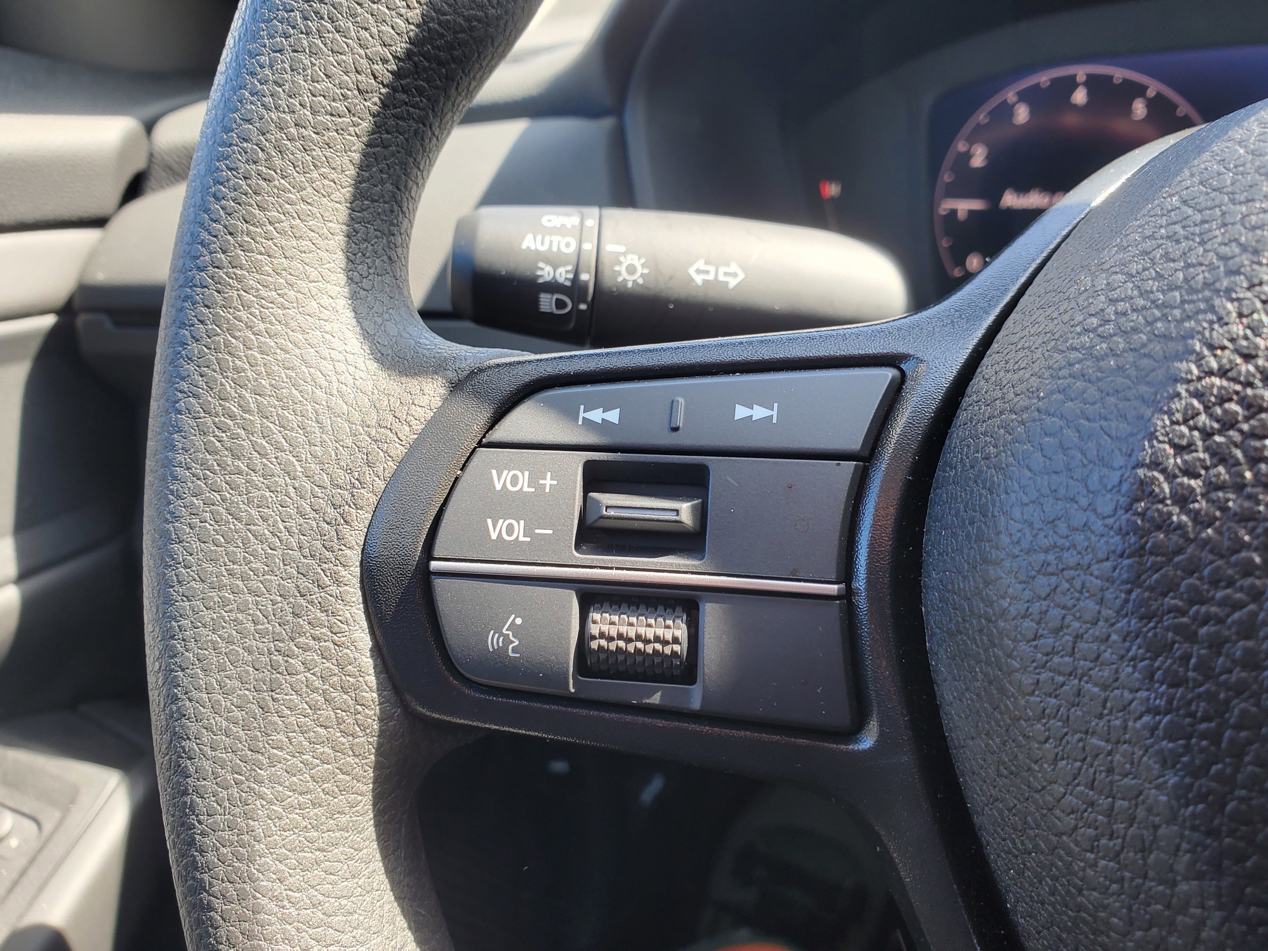 Certified 2024 Honda Accord EX image 17