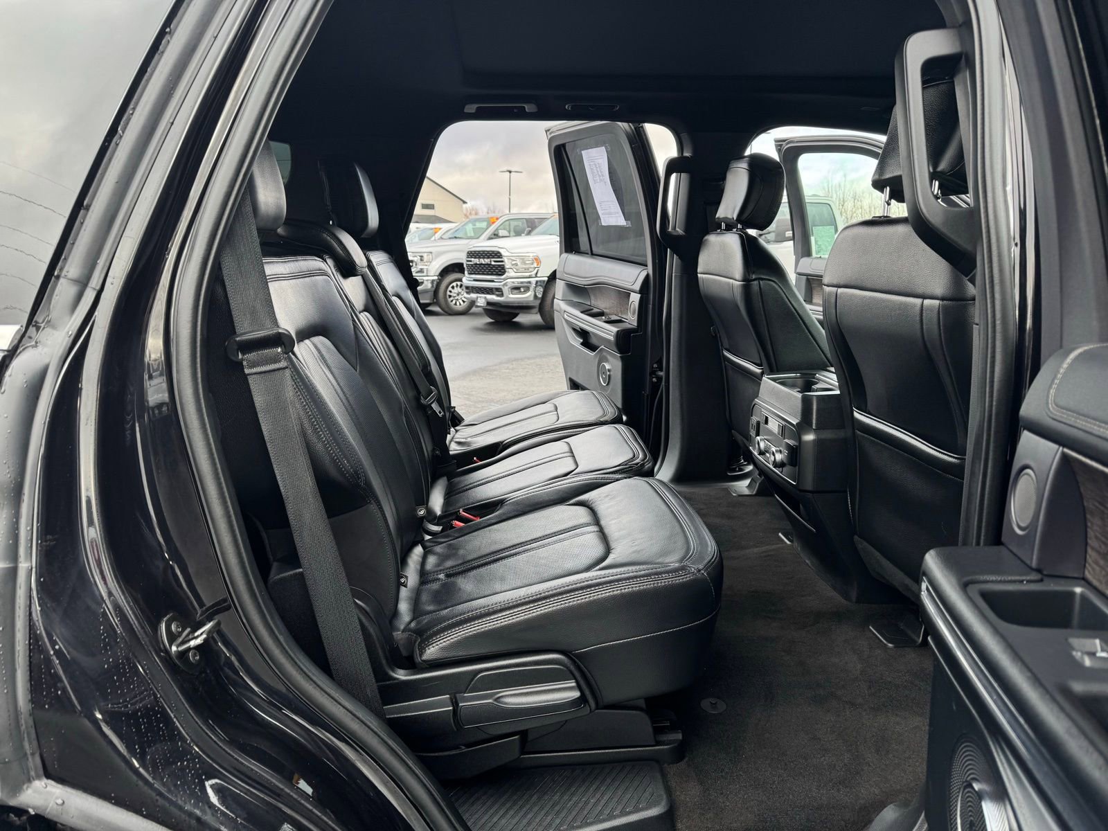 Used 2020 Ford Expedition Limited image 36