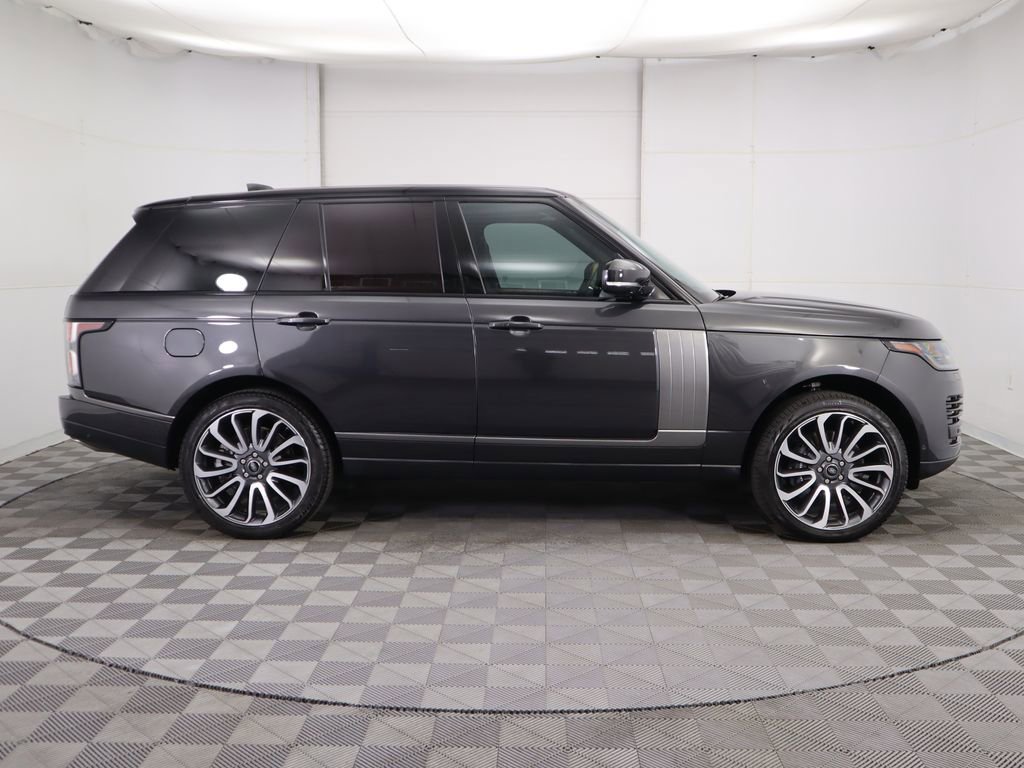 Used 2018 Land Rover Range Rover Supercharged image 4