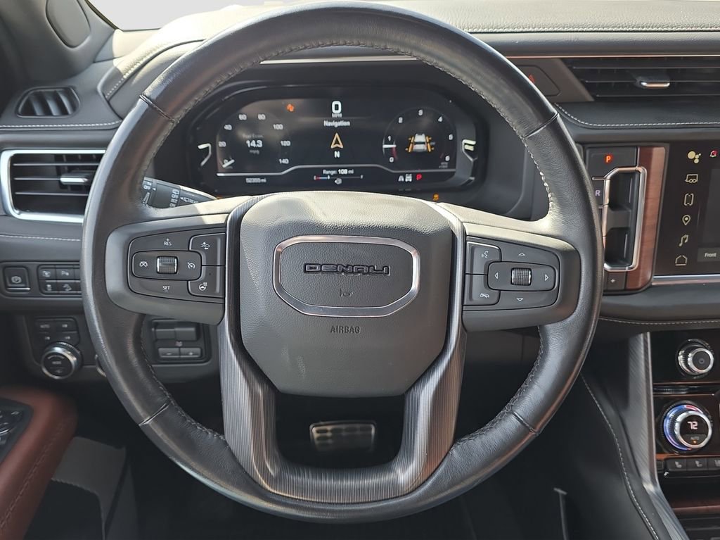 Used 2023 GMC Yukon Denali Ultimate image 9