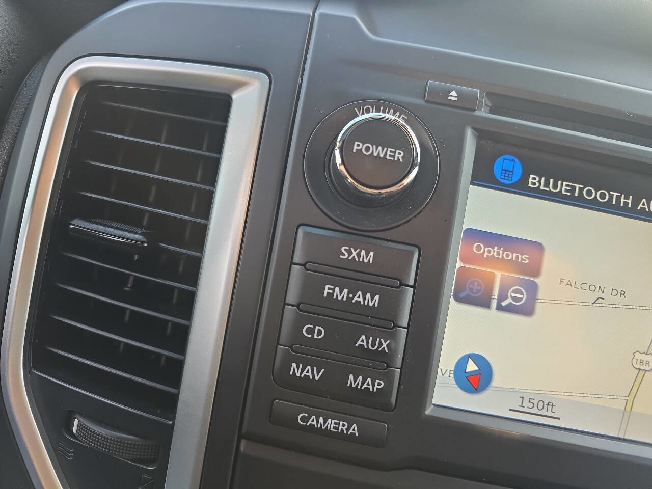 Used 2018 Nissan Titan XD image 31