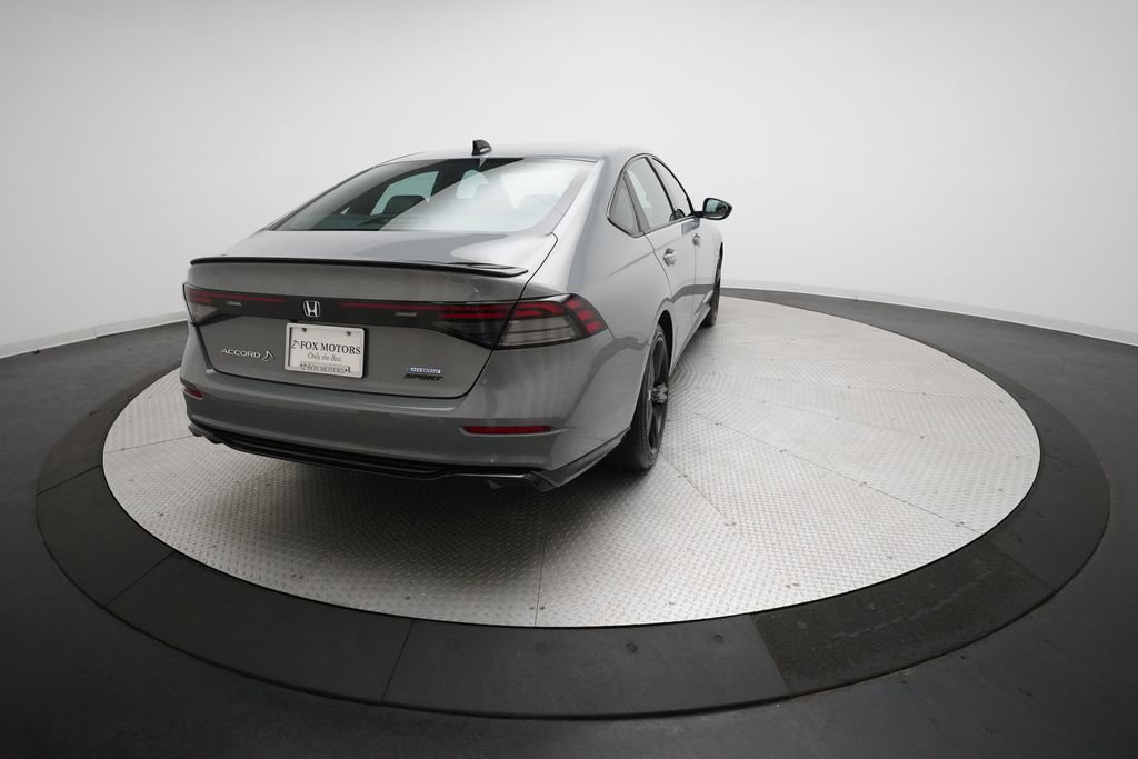 Used 2024 Honda Accord Sport image 13