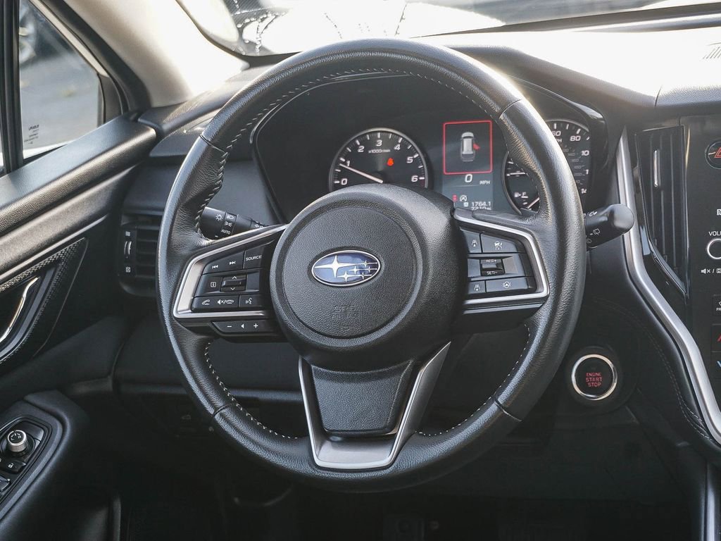 Used 2025 Subaru Outback Premium AWD/4WD image 16