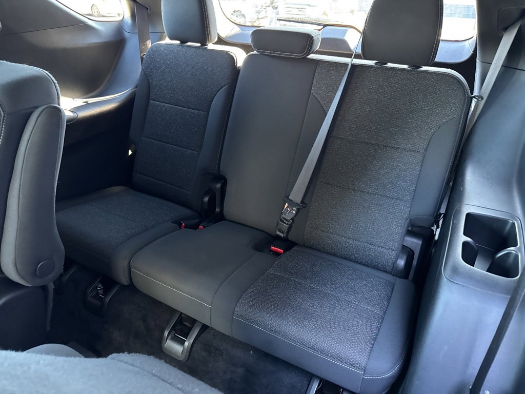 Used 2024 Chevrolet Traverse LT image 15
