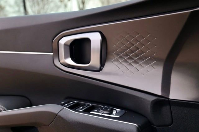 Used 2022 Kia Sorento LX image 22