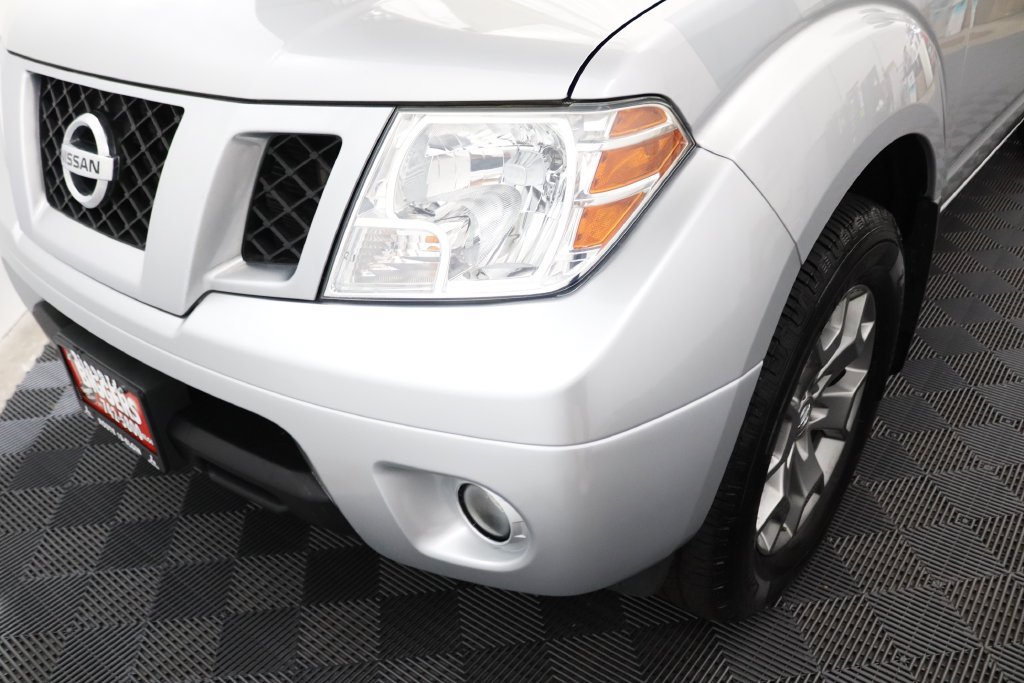 Used 2021 Nissan Frontier SV AWD/4WD image 11