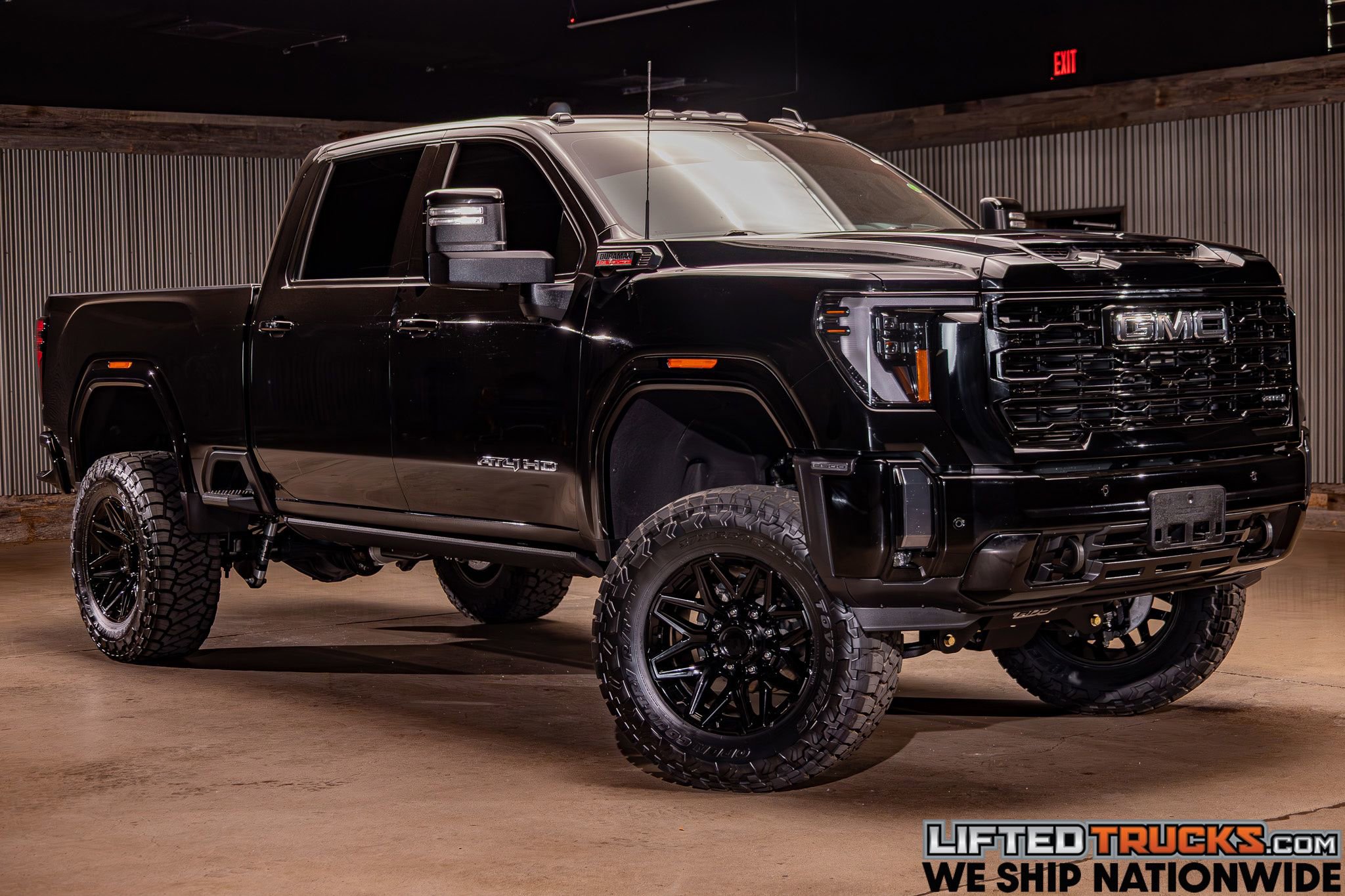 Used 2024 GMC Sierra 2500 AT4 w/ AT4 Premium Plus Package AWD/4WD image 1