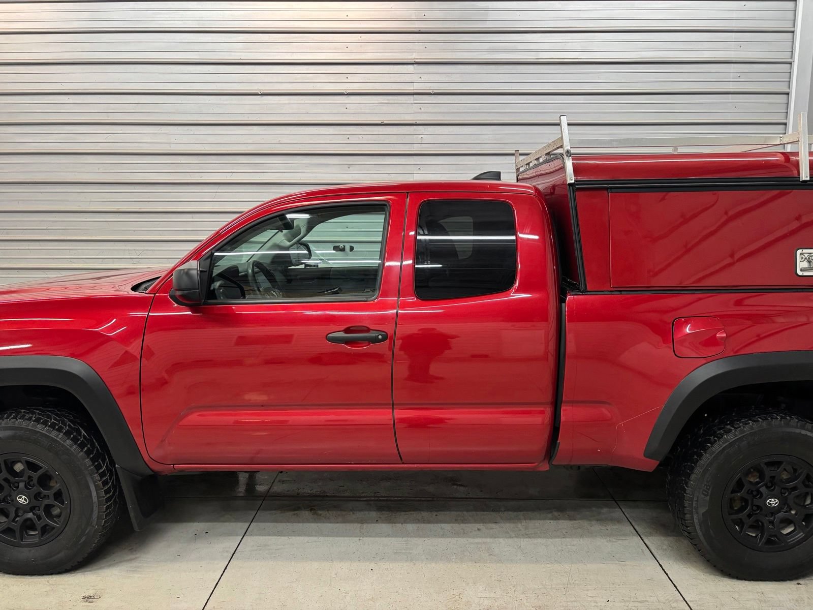 Used 2021 Toyota Tacoma SR w/ SX Package AWD/4WD image 9