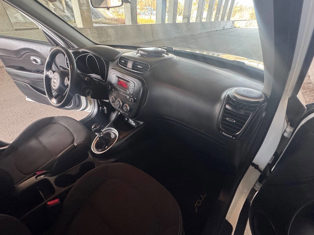 Used 2016 Kia Soul image 19