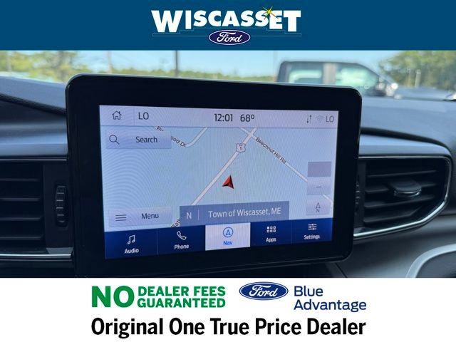 Certified 2022 Ford Explorer XLT w/ Equipment Group 202A image 10