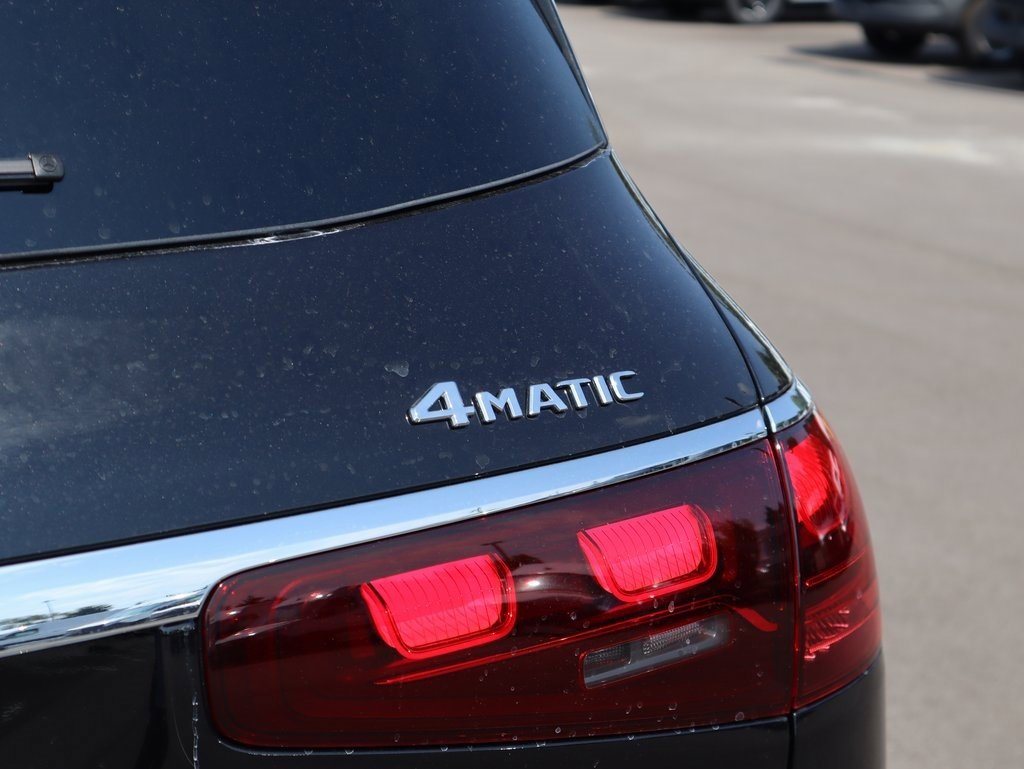 New 2026 Mercedes-Benz GLS 580 4MATIC image 17