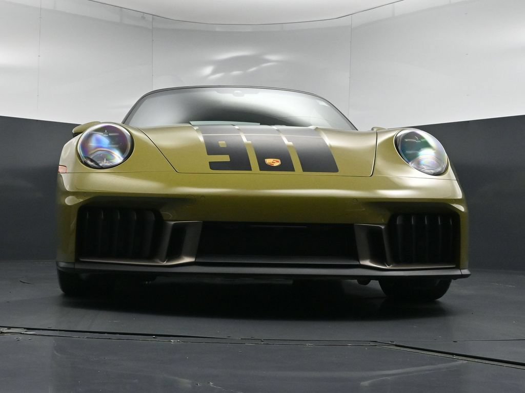 Certified 2026 Porsche 911 GTS RWD image 36