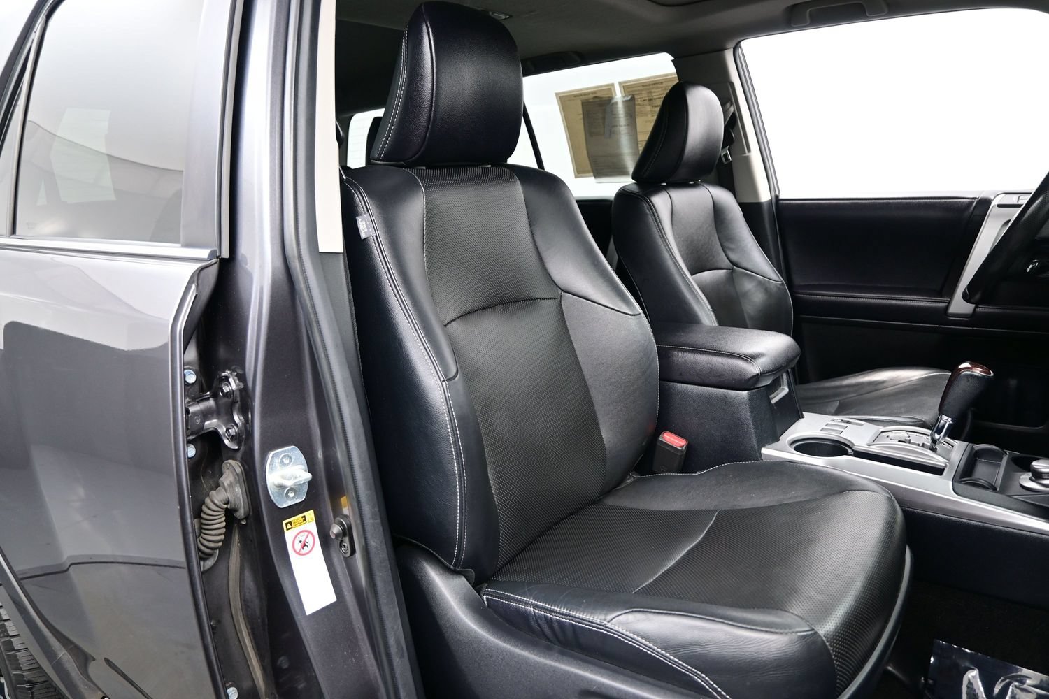 Used 2018 Toyota 4Runner Limited AWD/4WD image 14