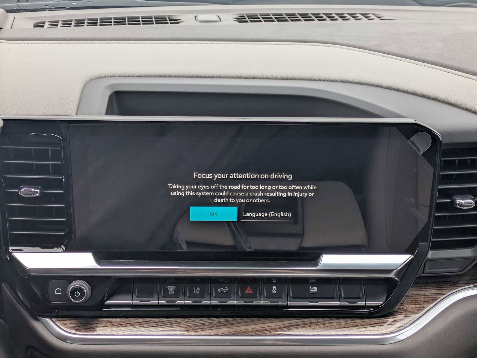 New 2025 Chevrolet Silverado 2500 LT w/ Convenience Package image 28