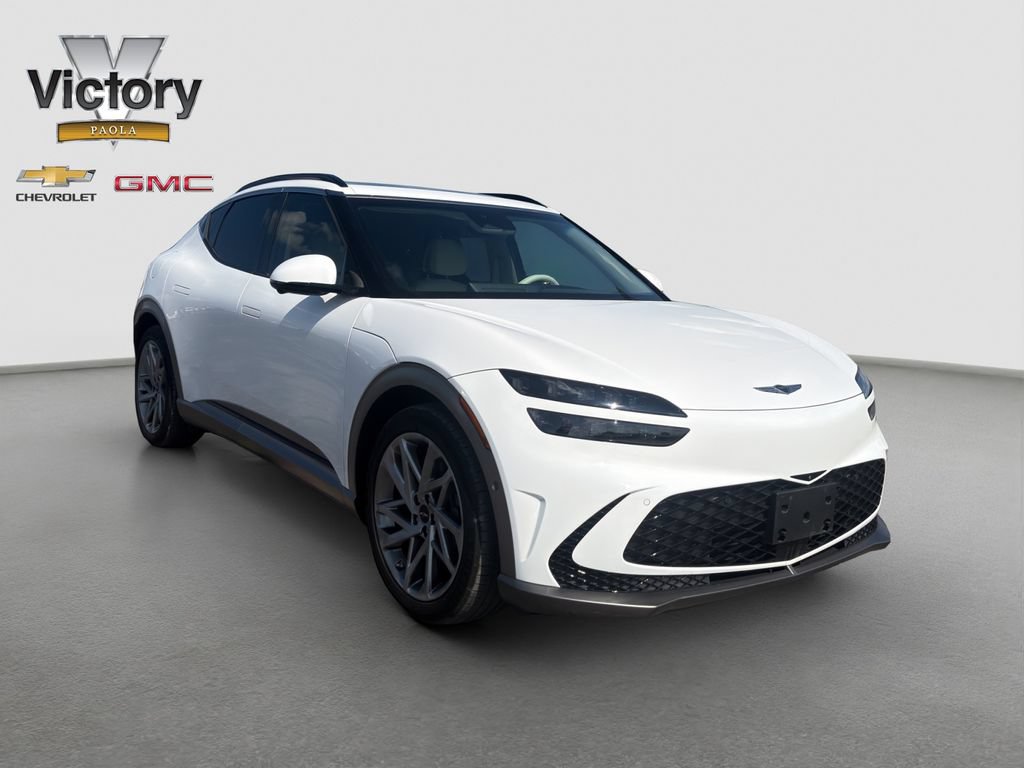 Used 2023 Genesis GV60 Advanced AWD/4WD image 8