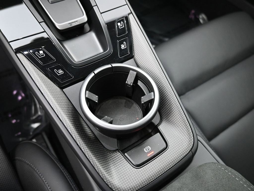 Used 2024 Porsche 911 Carrera GTS image 22