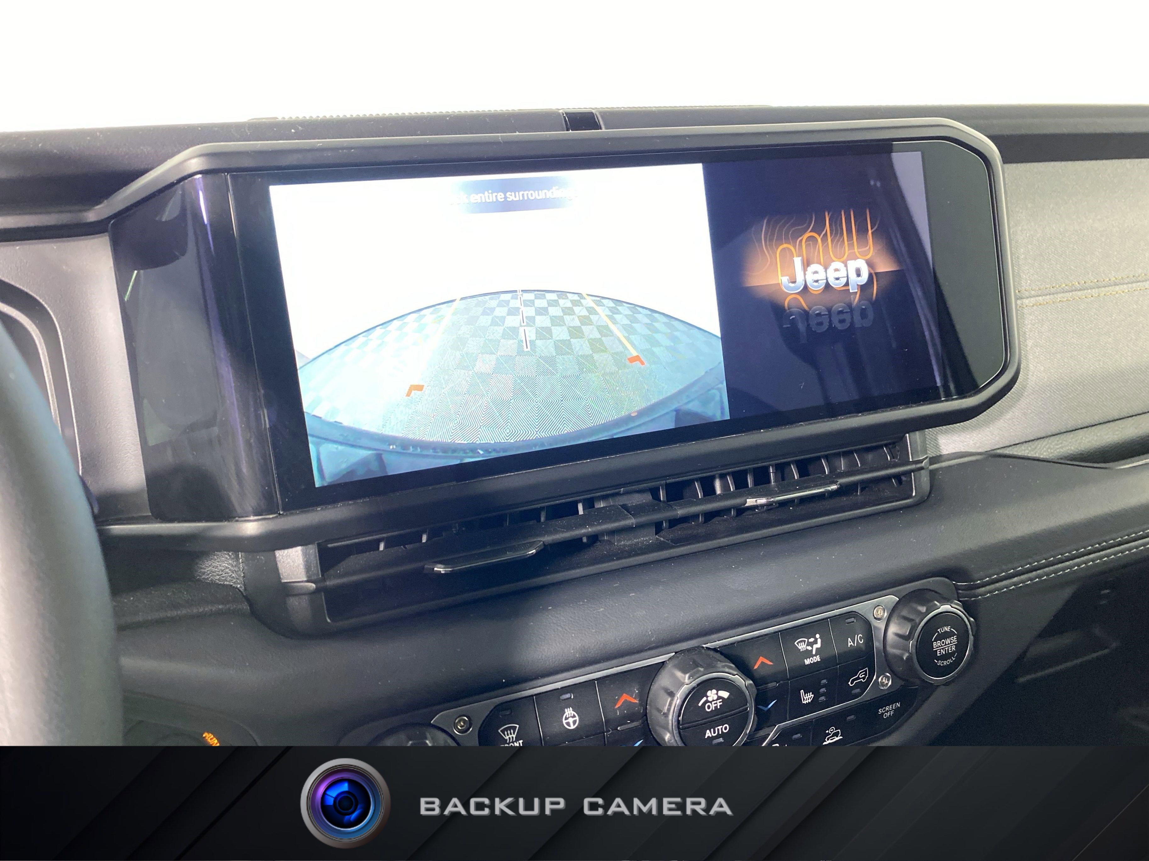 Used 2025 Jeep Wrangler Sahara w/ Safety Group image 4