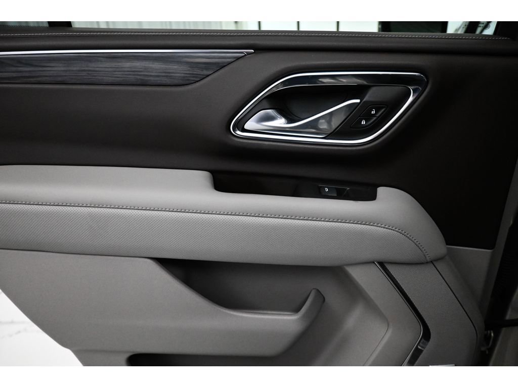 Used 2022 GMC Yukon SLT w/ SLT Luxury Package AWD/4WD image 26