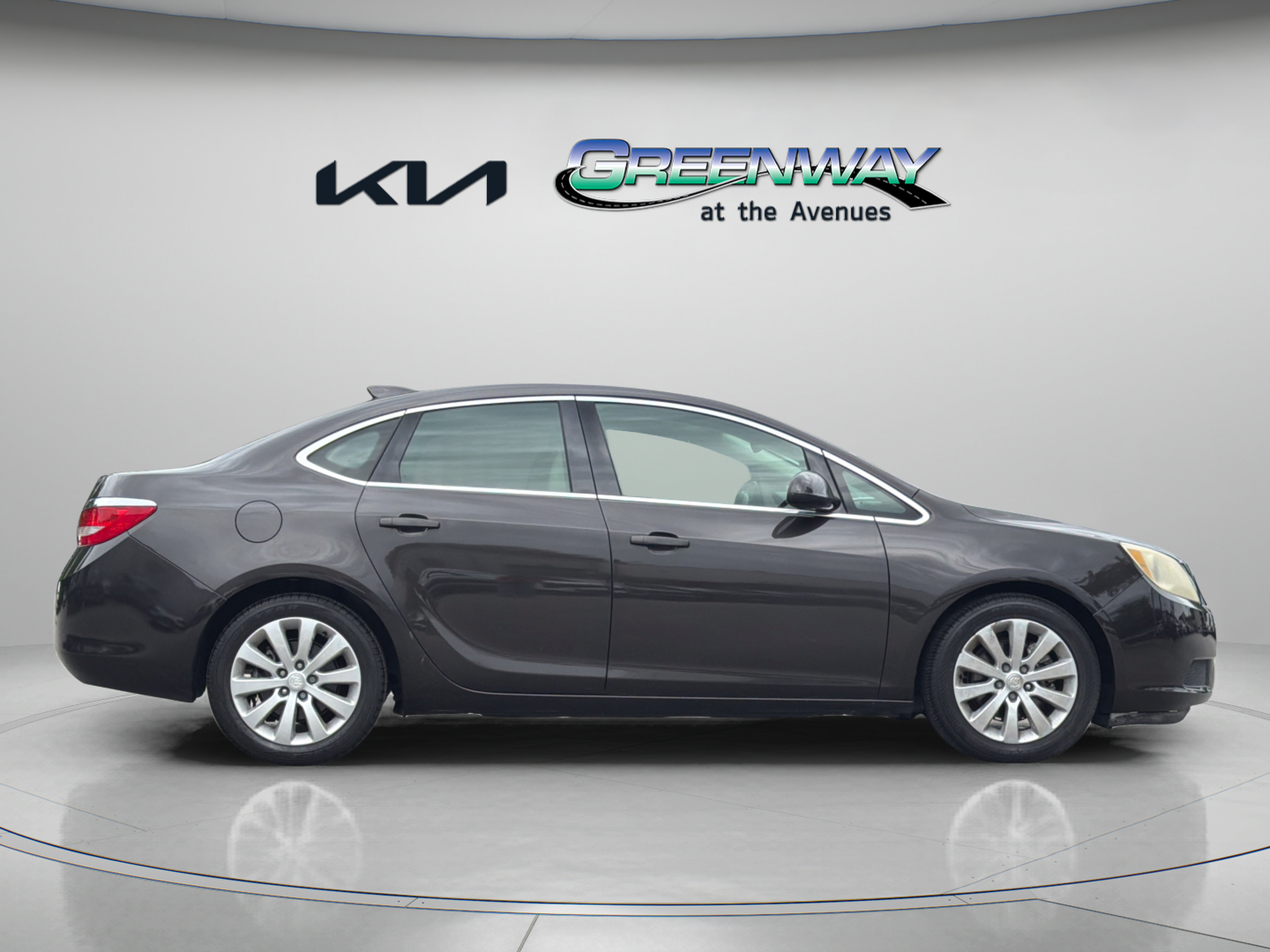 Used 2016 Buick Verano FWD image 7