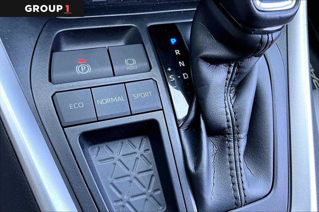 Certified 2019 Toyota RAV4 XLE Premium FWD image 35